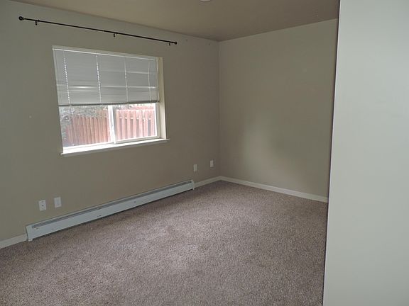4th image of 308 Golden Valley Dr