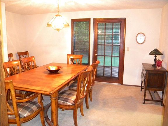 5th image of 11810 Hallstrom Dr NW