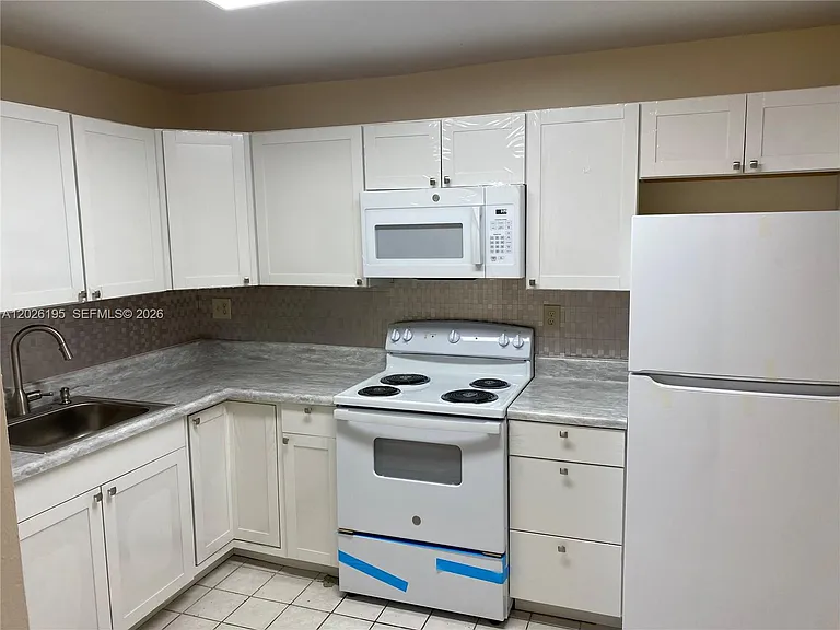 16750 NE 10th Ave #201 — Photo 2