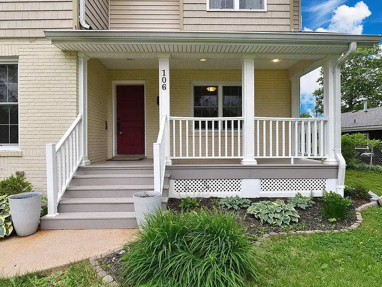 106 Manlyn Dr — Photo 3