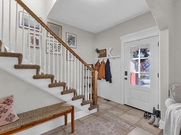 4th image of 2904 Jules St