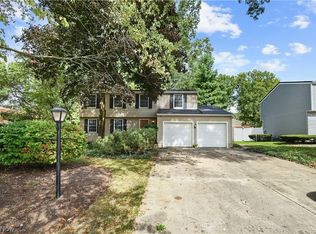 1546 Woodhill Dr NE, Warren, OH 44484