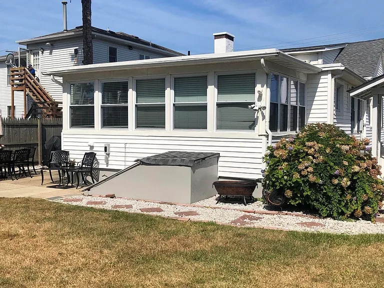 1717 River Rd — Photo 20