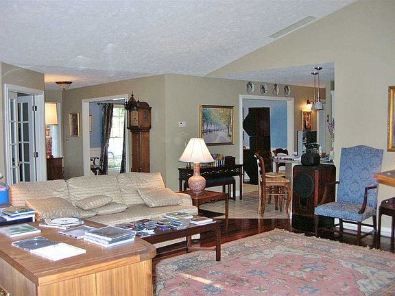 4th image of 4499 Kimwood Ct