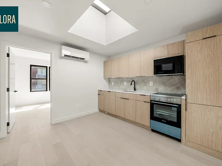 310 E 12th St #5J — Photo 2