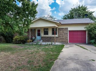 904 SE 12th St, Bentonville, AR 72712