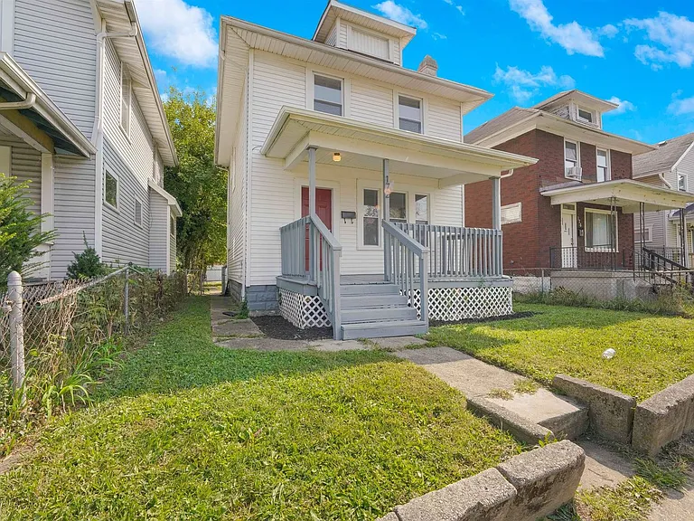 172 S Richardson Ave — Photo 28