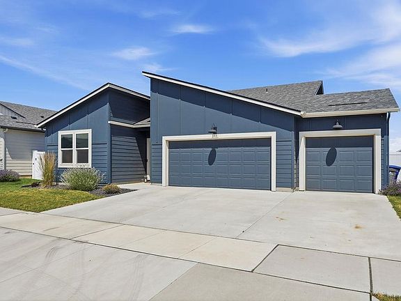 4th image of 8418 W Red Ave