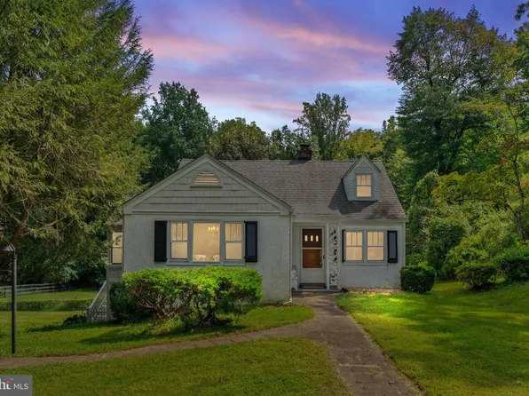 692 Viewtown Rd, Amissville, VA 20106