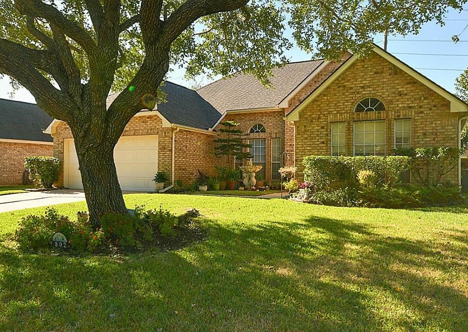 1st image of 802 W Peach Hollow Cir
