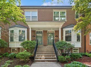 250 W Scott St APT C, Chicago, IL 60610