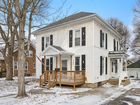 436 W Washington St, Marengo, IL 60152