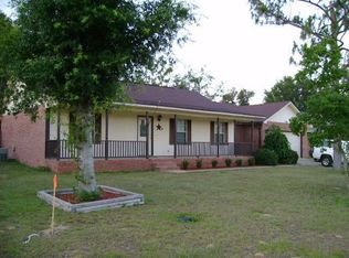 5736 Pebble Ridge Dr, Milton, FL 32583