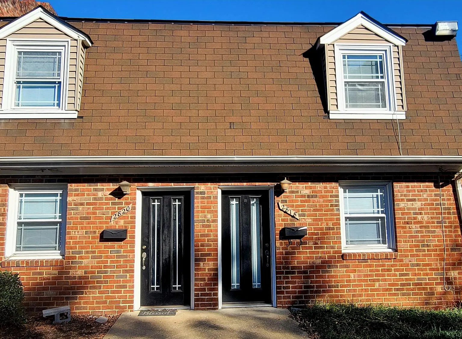 2 bed, 1.5 bath, 800 sqft, $1,495 — Photo 2