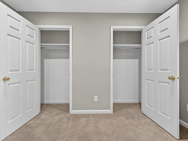 11 Julius Cir — Photo 11