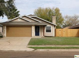 115 Joyce Ln, Victoria, TX 77901