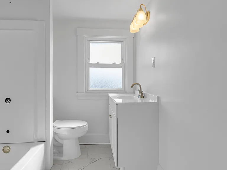 81 Beaver St — Photo 8