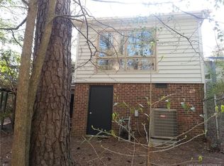 421 Brightwood Dr, Fayetteville, NC 28303