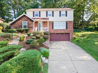 145 N Jamestown Rd, Coraopolis, PA 15108