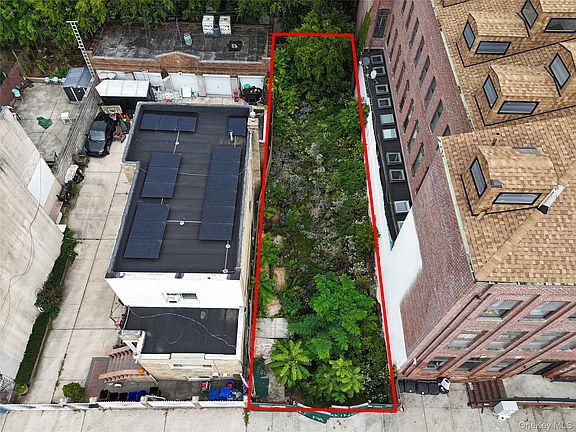 4th image of 103 Vanderveer Street