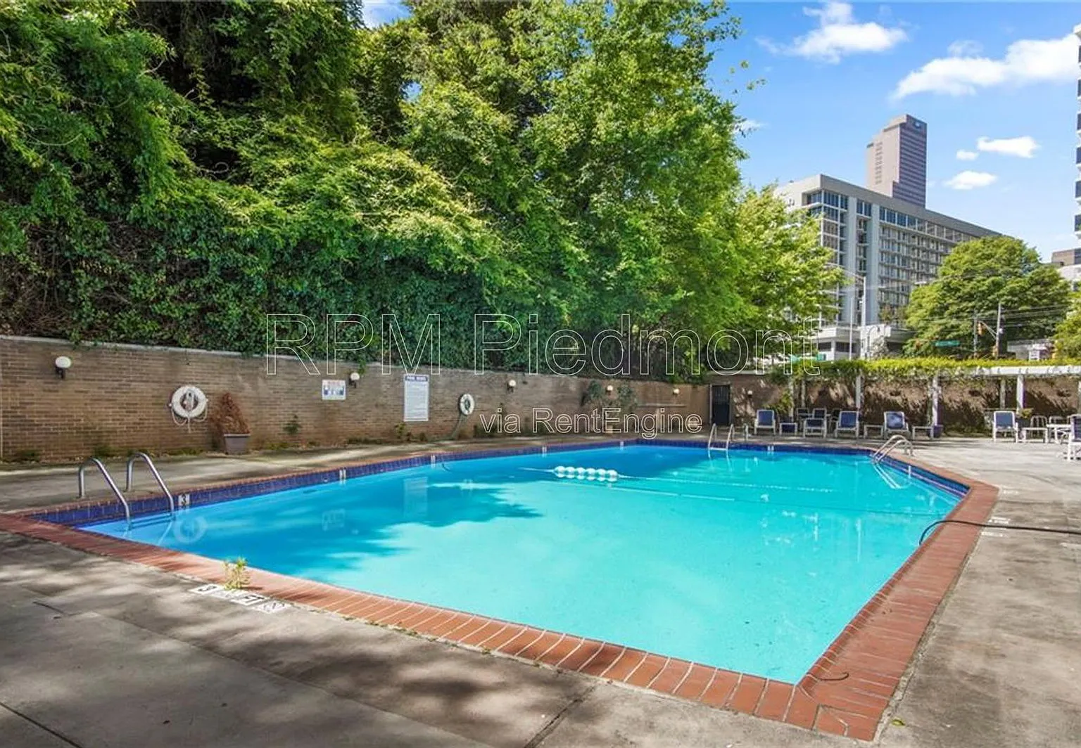 1 bed, 1.0 bath, 631 sqft, $1,995 — Photo 4