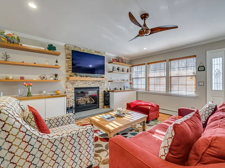5 Ardmore Ct — Photo 2