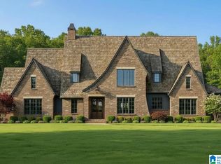 1415 Woodridge Cv, Vestavia, AL 35216
