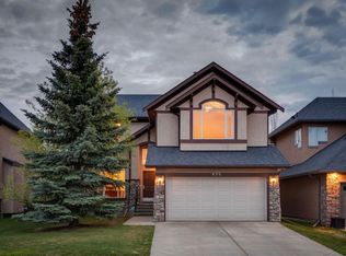 430 N Discovery Ridge Blvd SW, Calgary, AB T3H5T7