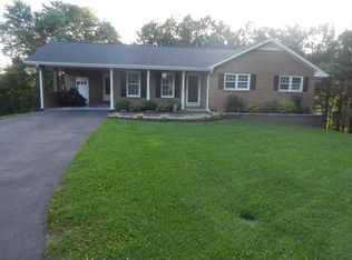 170 S Central Dr, Christiansburg, VA 24073