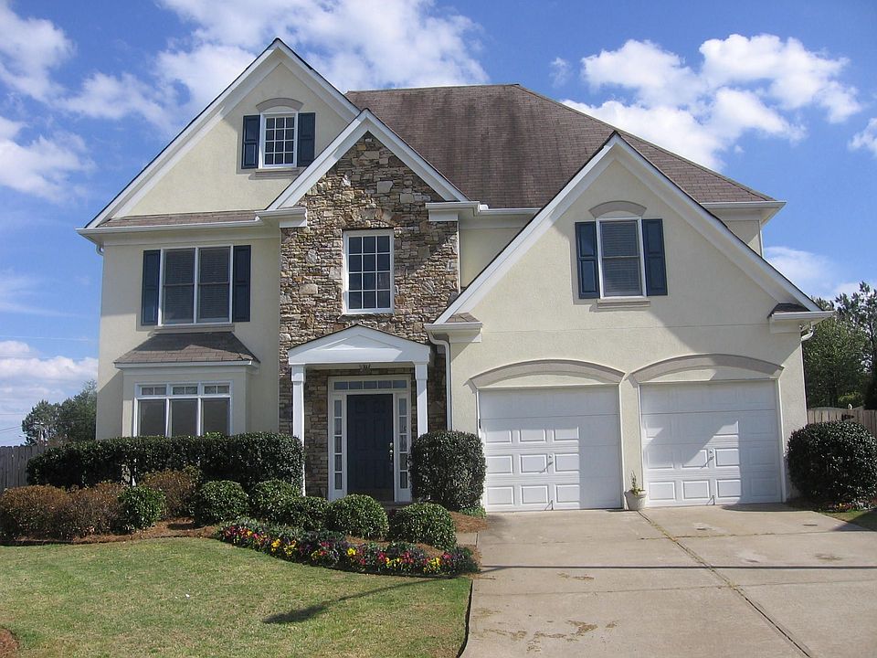 Traditional 2 Story Stucco/Stone Cul-De-Sac Lot