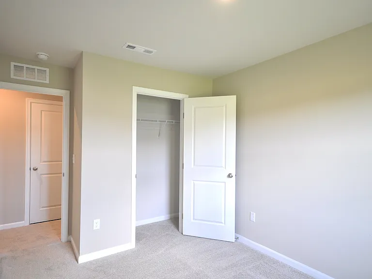 101 Bullpen Ct #F — Photo 36