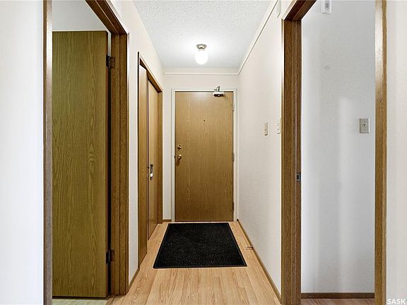 2nd image of UNIT 308-3140 Louise STREET