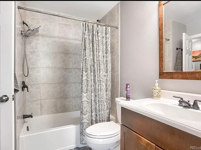 11961 E Kepner Dr — Photo 8