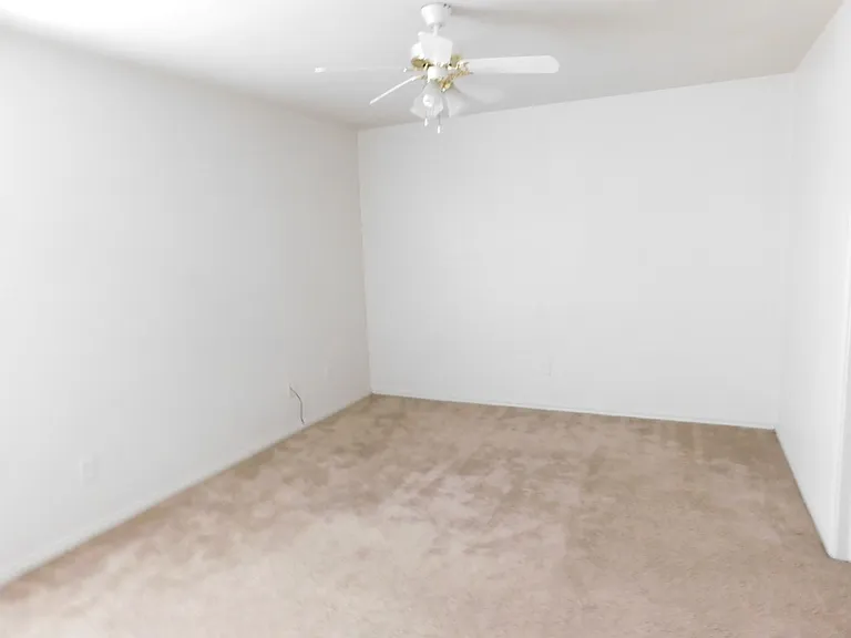 1509 Dugger Circle — Photo 10