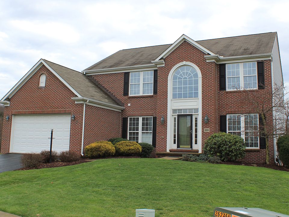 1st image of 209 Broadview Ct
