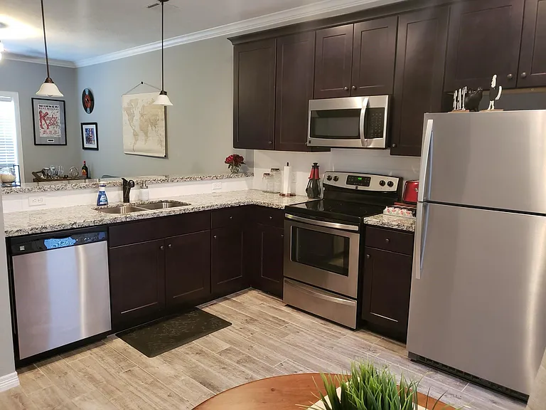 301 Sw Pkwy #328 — Photo 5