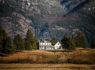 225 Sandbox Ln, Columbia Falls, MT 59912