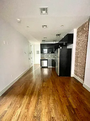 Rented by Bedford And Dean LLC | media 39