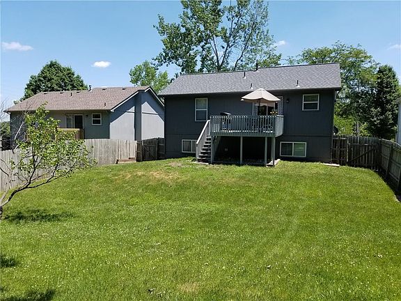 3rd image of 11540 N Oak Trfy