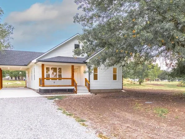 300 S Walnut St, Dexter, KS 67038