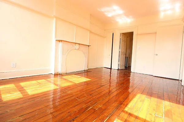 Rented by EXR | media 8