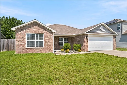802 SW Green World St Photo 1 802 SW Green World St Photo 1