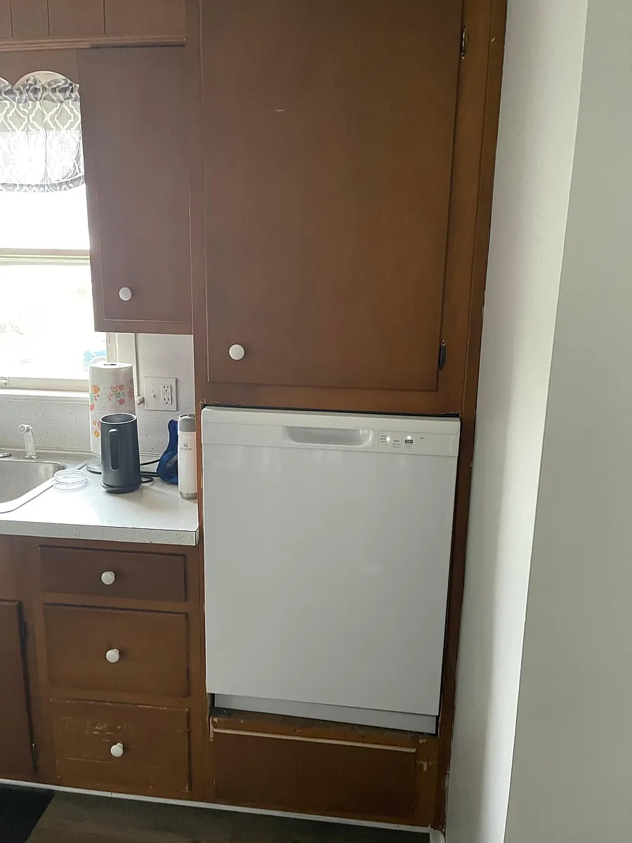 Photo 2 of 10 - 319 W Caracas Ave #1 - Hershey, PA Building Photo - 319 W Caracas Ave #1