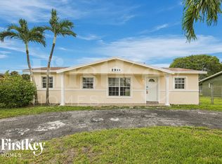2940 NW 191st St, Miami Gardens, FL 33056