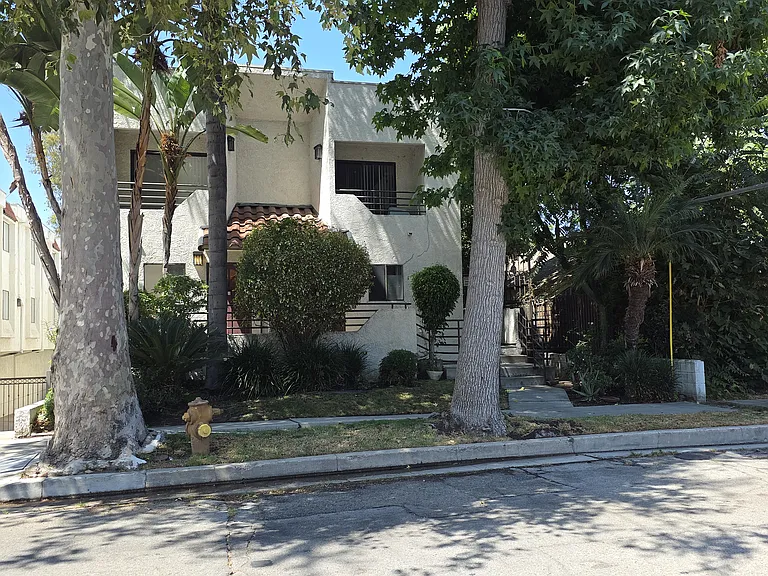 4220 Arch Dr #3 — Photo 23