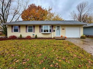 250 Atwood Dr SW, Cedar Rapids, IA 52404