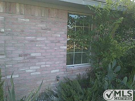 2nd image of 5822 Bernal Dr