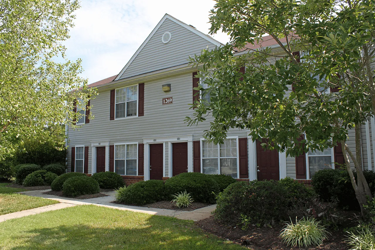 Ocean Gate Apartments — Photo 3