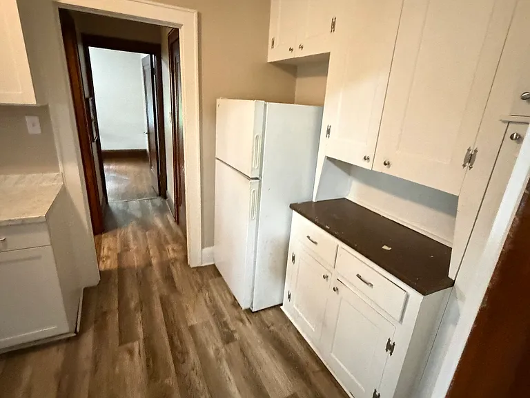 598 Blaine Ave #3 — Photo 5