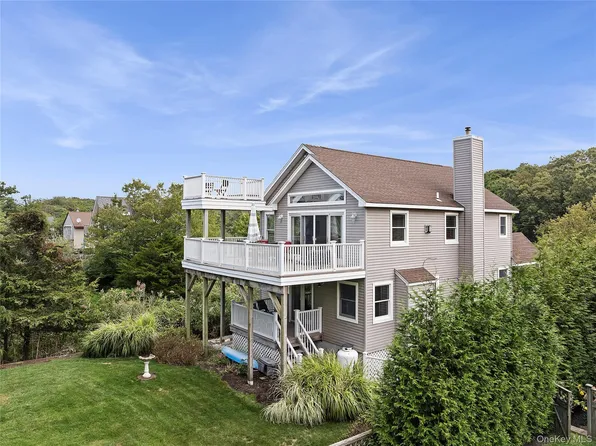 155 2nd Avenue, Peconic, NY 11958